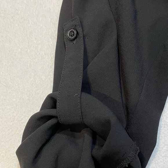 Small BLack Pleione Flowy Spread Collar Blouse Top - Picture 8 of 13